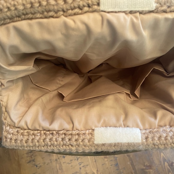 Unique Crocheted Purse. Beige color. - Picture 3 of 3